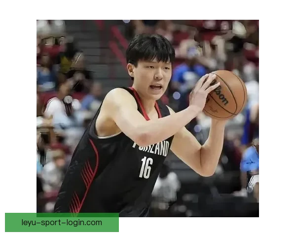 斯普利特盛赞杨瀚森进步显著 高位分球与组织能力大有提升